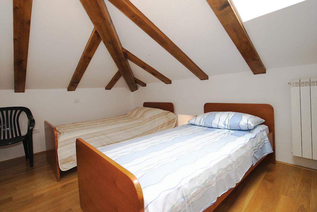 Apartments Janks Vremski Britof Pokój zdjęcie