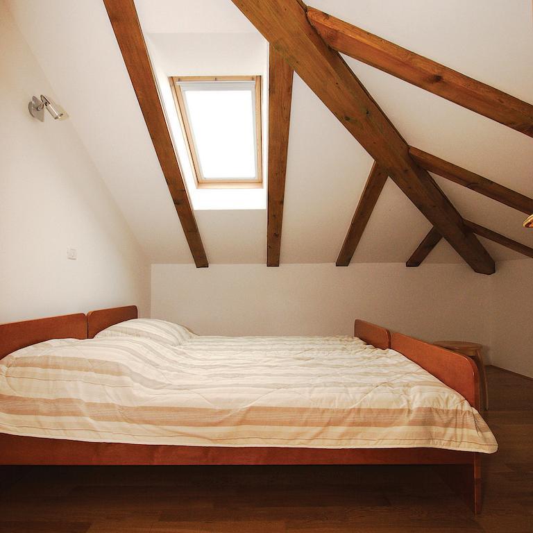Apartments Janks Vremski Britof Pokój zdjęcie